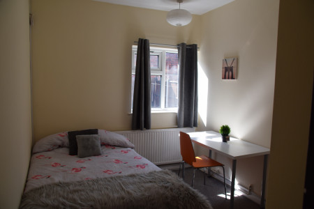 1 bed student house to rent on Gregory Boulevard, Nottingham, NG7