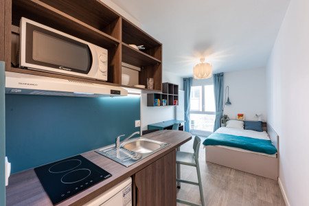 Studio Student flat to rent on Rue Galilée, Preston, 94200