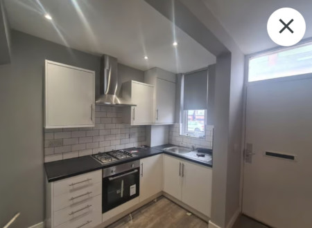 3 bed student house to rent on Woodview Road, Manchester, LS11